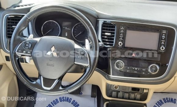 Buy Import Mitsubishi Outlander White Car in Import - Dubai in Anse-la-Raye Buy Import Mitsubishi Outlander White Car in Import - Dubai in Anse-la-Raye