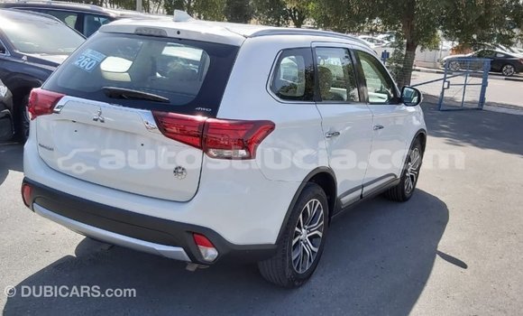 Buy Import Mitsubishi Outlander White Car in Import - Dubai in Anse-la-Raye Buy Import Mitsubishi Outlander White Car in Import - Dubai in Anse-la-Raye