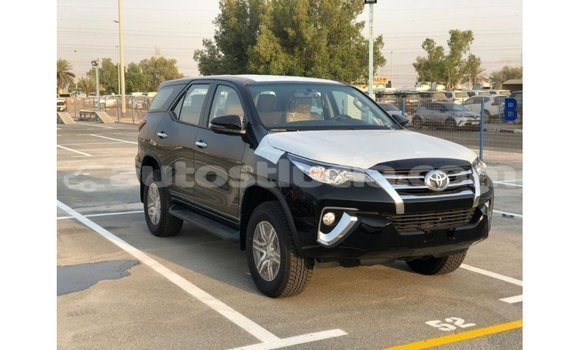Acheter Import Voiture Toyota Fortuner Noir à Import - Dubai, Anse-la-Raye Acheter Import Voiture Toyota Fortuner Noir à Import - Dubai, Anse-la-Raye