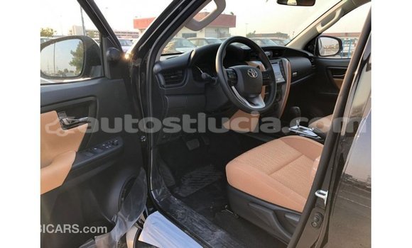 Acheter Import Voiture Toyota Fortuner Noir à Import - Dubai, Anse-la-Raye Acheter Import Voiture Toyota Fortuner Noir à Import - Dubai, Anse-la-Raye