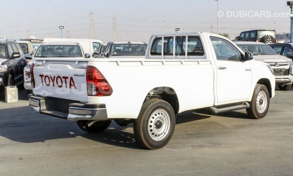 Buy Import Toyota Hilux White Car in Import - Dubai in Anse-la-Raye Buy Import Toyota Hilux White Car in Import - Dubai in Anse-la-Raye