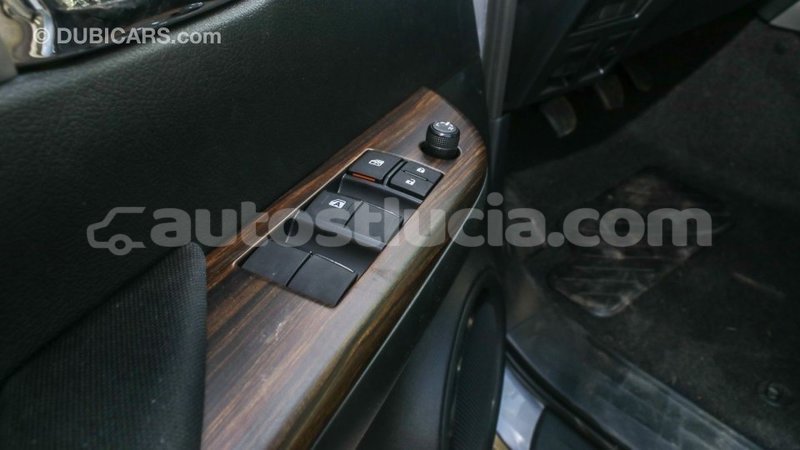 Big with watermark toyota hilux anse la raye import dubai 2706