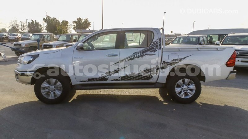 Big with watermark toyota hilux anse la raye import dubai 2709
