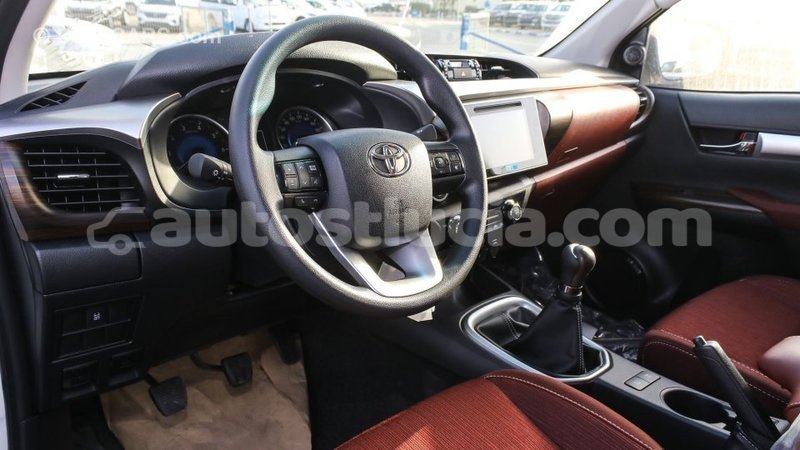 Big with watermark toyota hilux anse la raye import dubai 2709