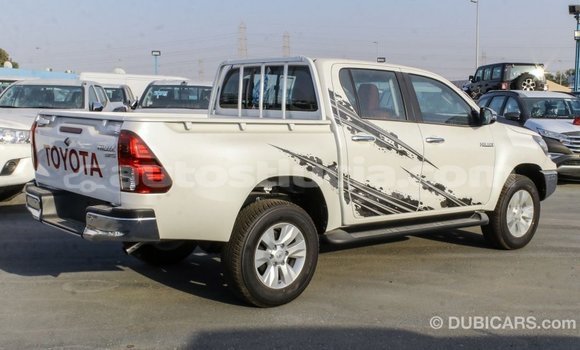 Buy Import Toyota Hilux White Car in Import - Dubai in Anse-la-Raye Buy Import Toyota Hilux White Car in Import - Dubai in Anse-la-Raye