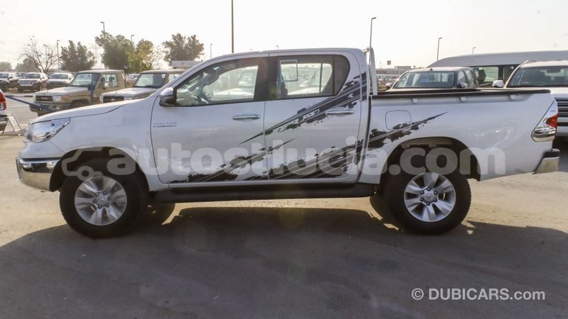 Big with watermark toyota hilux anse la raye import dubai 2710