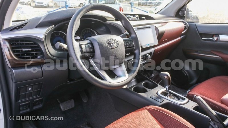 Big with watermark toyota hilux anse la raye import dubai 2710