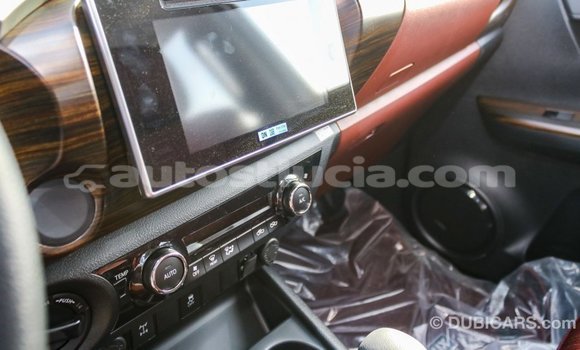 Buy Import Toyota Hilux White Car in Import - Dubai in Anse-la-Raye Buy Import Toyota Hilux White Car in Import - Dubai in Anse-la-Raye