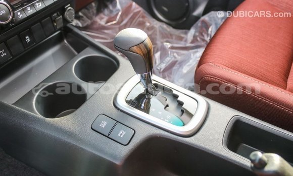 Buy Import Toyota Hilux White Car in Import - Dubai in Anse-la-Raye Buy Import Toyota Hilux White Car in Import - Dubai in Anse-la-Raye