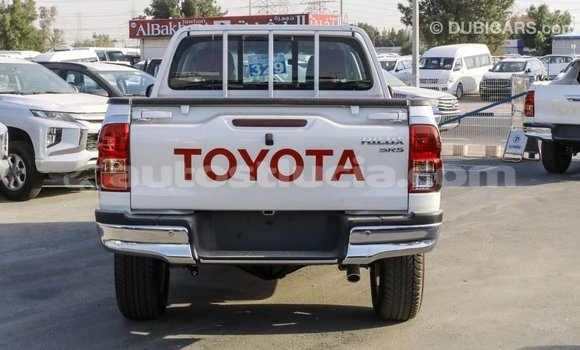 Buy Import Toyota Hilux White Car in Import - Dubai in Anse-la-Raye Buy Import Toyota Hilux White Car in Import - Dubai in Anse-la-Raye