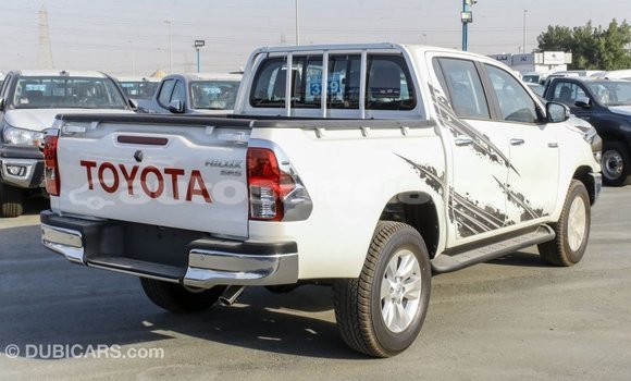 Buy Import Toyota Hilux White Car in Import - Dubai in Anse-la-Raye Buy Import Toyota Hilux White Car in Import - Dubai in Anse-la-Raye