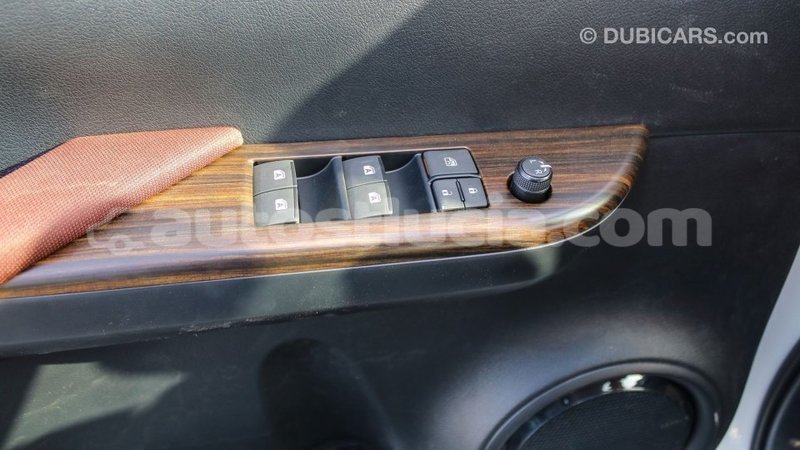 Big with watermark toyota hilux anse la raye import dubai 2711