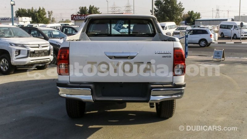 Big with watermark toyota hilux anse la raye import dubai 2711