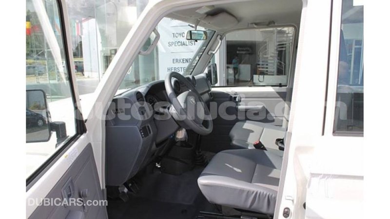 Big with watermark toyota land cruiser anse la raye import dubai 2712