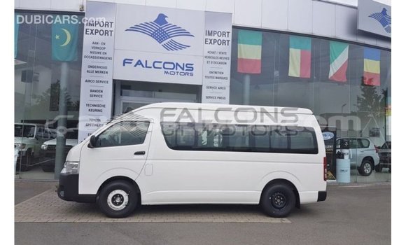 Buy Import Toyota Hiace White Car in Import - Dubai in Anse-la-Raye Buy Import Toyota Hiace White Car in Import - Dubai in Anse-la-Raye