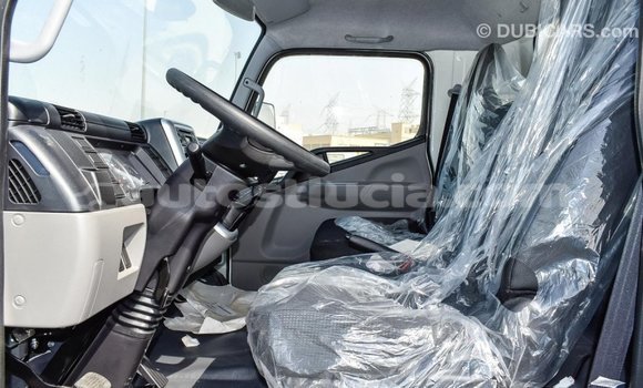 Buy Import Mitsubishi L400 White Truck in Import - Dubai in Anse-la-Raye Buy Import Mitsubishi L400 White Truck in Import - Dubai in Anse-la-Raye