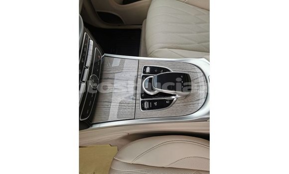 Buy Import Mercedes-Benz 190 (W201) Blue Car in Import - Dubai in Anse-la-Raye Buy Import Mercedes-Benz 190 (W201) Blue Car in Import - Dubai in Anse-la-Raye