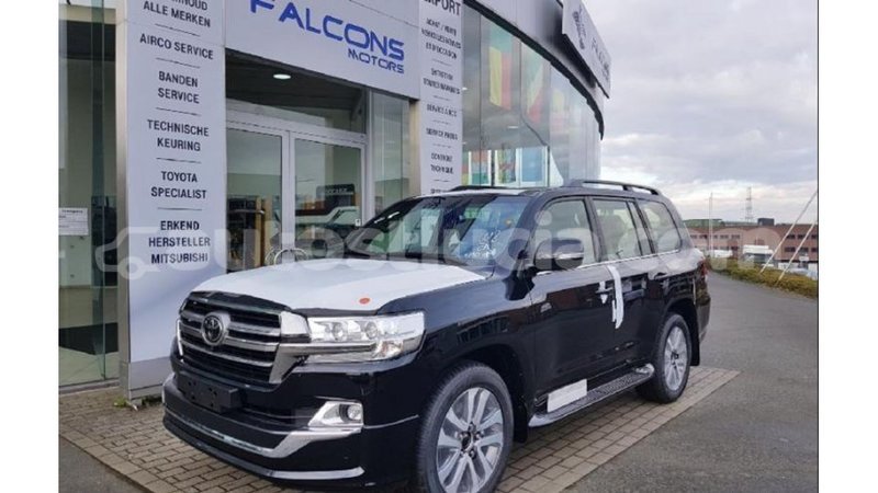 Big with watermark toyota land cruiser anse la raye import dubai 2723