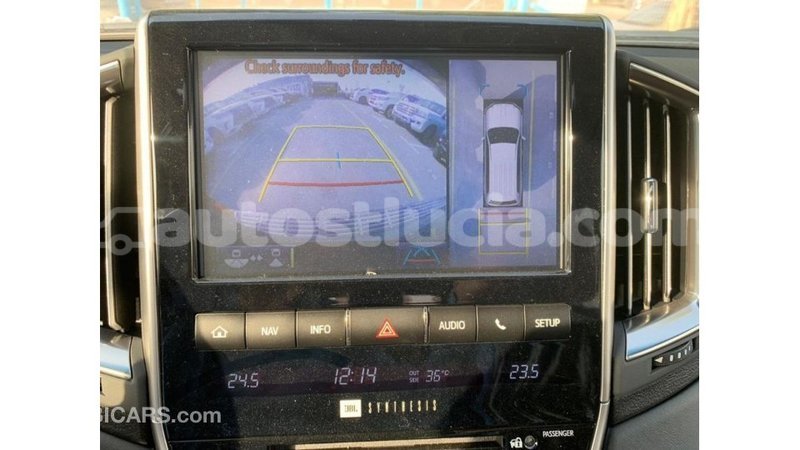 Big with watermark toyota land cruiser anse la raye import dubai 2723