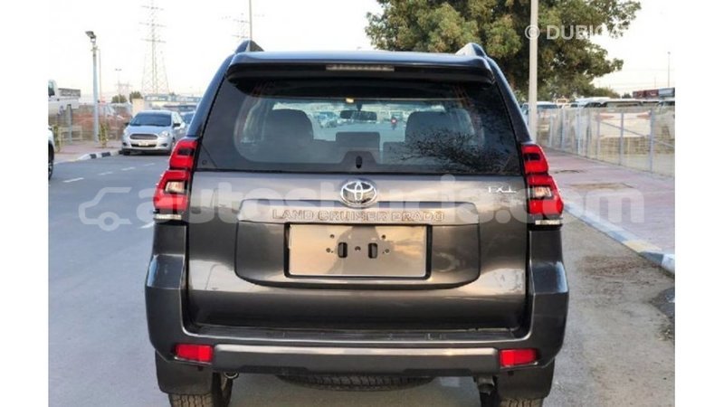 Big with watermark toyota prado anse la raye import dubai 2725