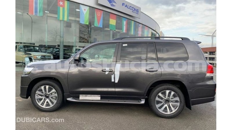 Big with watermark toyota land cruiser anse la raye import dubai 2732