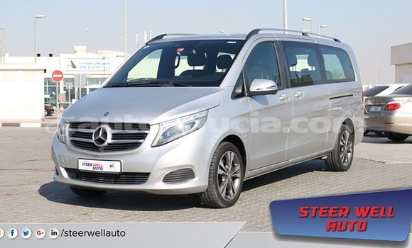 Buy Import Mercedes-Benz 250 Other Car in Import - Dubai in Anse-la-Raye Buy Import Mercedes-Benz 250 Other Car in Import - Dubai in Anse-la-Raye