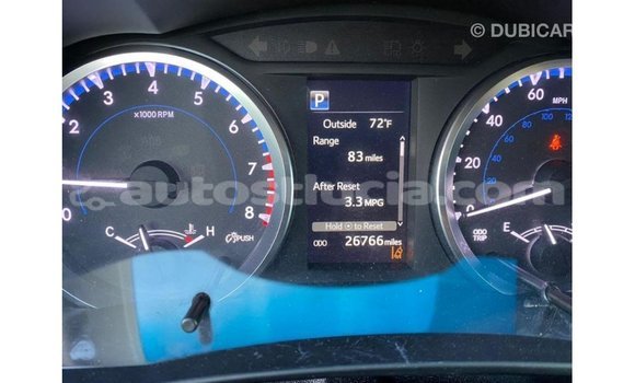 Acheter Import Voiture Toyota Highlander Blanc à Import - Dubai, Anse-la-Raye Acheter Import Voiture Toyota Highlander Blanc à Import - Dubai, Anse-la-Raye