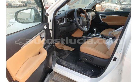 Buy Import Toyota Fortuner White Car in Import - Dubai in Anse-la-Raye Buy Import Toyota Fortuner White Car in Import - Dubai in Anse-la-Raye