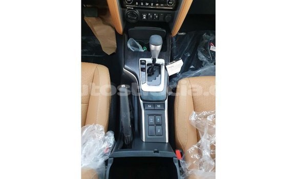 Buy Import Toyota Fortuner White Car in Import - Dubai in Anse-la-Raye Buy Import Toyota Fortuner White Car in Import - Dubai in Anse-la-Raye