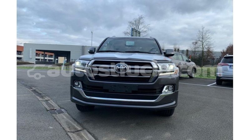 Big with watermark toyota land cruiser anse la raye import dubai 2748