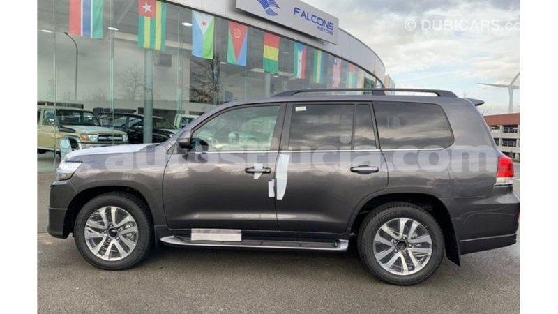 Big with watermark toyota land cruiser anse la raye import dubai 2748
