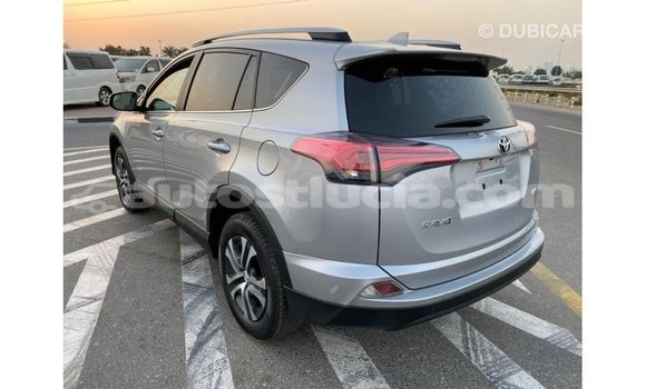 Acheter Import Voiture Toyota 4Runner Autre à Import - Dubai, Anse-la-Raye Acheter Import Voiture Toyota 4Runner Autre à Import - Dubai, Anse-la-Raye