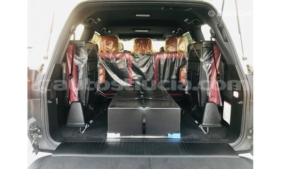 Acheter Import Voiture Lexus LX Blanc à Import - Dubai, Anse-la-Raye Acheter Import Voiture Lexus LX Blanc à Import - Dubai, Anse-la-Raye