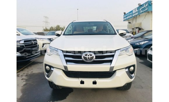 Buy Import Toyota Fortuner White Car in Import - Dubai in Anse-la-Raye Buy Import Toyota Fortuner White Car in Import - Dubai in Anse-la-Raye