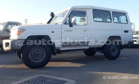 Buy Import Toyota Land Cruiser White Car in Import - Dubai in Anse-la-Raye Buy Import Toyota Land Cruiser White Car in Import - Dubai in Anse-la-Raye