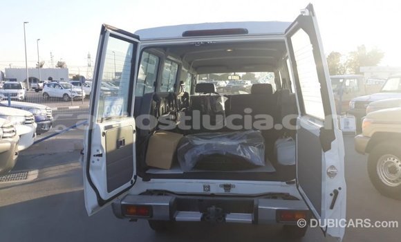 Buy Import Toyota Land Cruiser White Car in Import - Dubai in Anse-la-Raye Buy Import Toyota Land Cruiser White Car in Import - Dubai in Anse-la-Raye