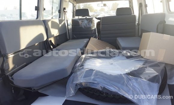 Buy Import Toyota Land Cruiser White Car in Import - Dubai in Anse-la-Raye Buy Import Toyota Land Cruiser White Car in Import - Dubai in Anse-la-Raye
