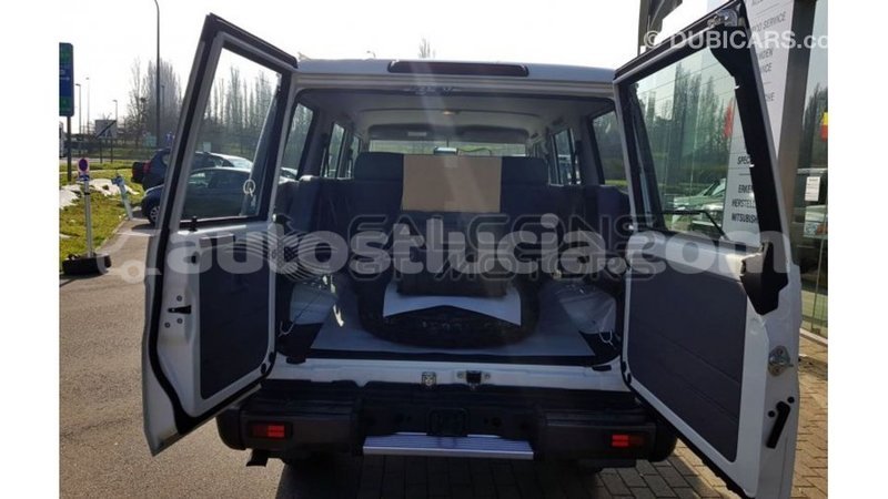 Big with watermark toyota land cruiser anse la raye import dubai 2762