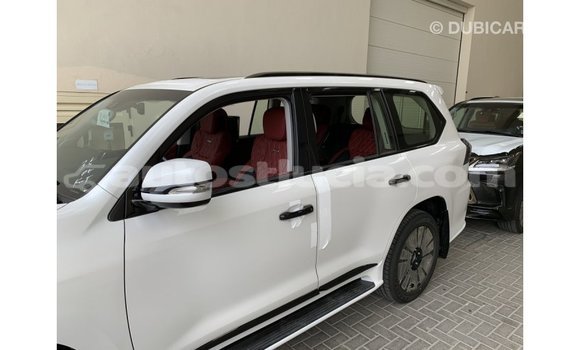 Buy Import Lexus LX White Car in Import - Dubai in Anse-la-Raye Buy Import Lexus LX White Car in Import - Dubai in Anse-la-Raye