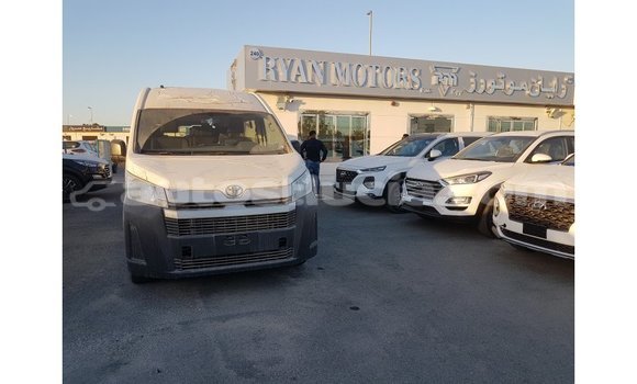 Buy Import Toyota Hiace White Car in Import - Dubai in Anse-la-Raye Buy Import Toyota Hiace White Car in Import - Dubai in Anse-la-Raye