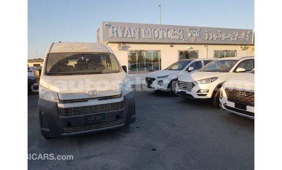 Buy Import Toyota Hiace White Car in Import - Dubai in Anse-la-Raye Buy Import Toyota Hiace White Car in Import - Dubai in Anse-la-Raye