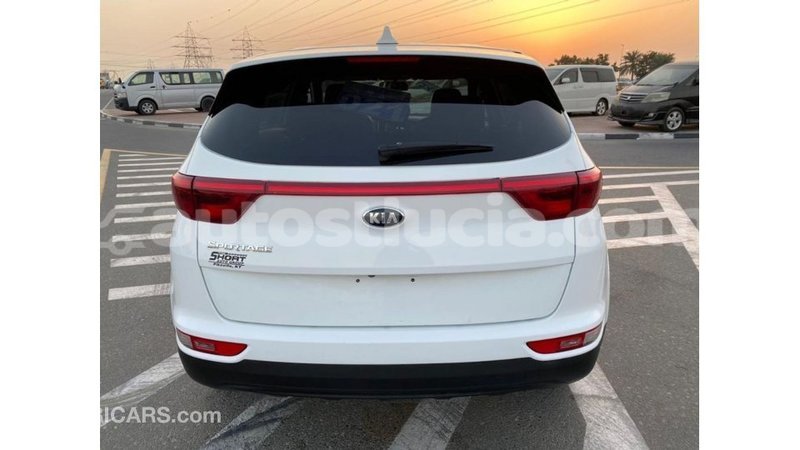 Big with watermark kia sportage anse la raye import dubai 2768