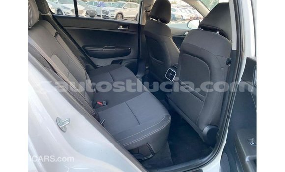 Buy Import Kia Sportage White Car in Import - Dubai in Anse-la-Raye Buy Import Kia Sportage White Car in Import - Dubai in Anse-la-Raye