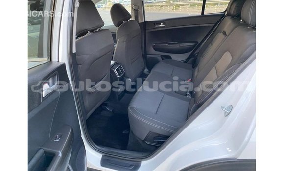 Buy Import Kia Sportage White Car in Import - Dubai in Anse-la-Raye Buy Import Kia Sportage White Car in Import - Dubai in Anse-la-Raye