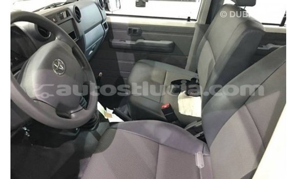 Buy Import Toyota Land Cruiser White Car in Import - Dubai in Anse-la-Raye Buy Import Toyota Land Cruiser White Car in Import - Dubai in Anse-la-Raye