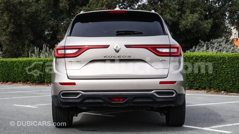 Big with watermark renault koleos anse la raye import dubai 2780