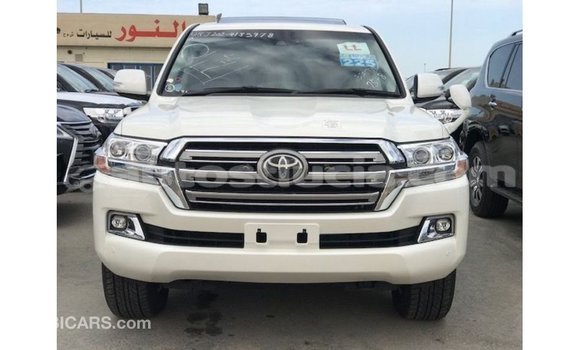 Buy Import Toyota Land Cruiser White Car in Import - Dubai in Anse-la-Raye Buy Import Toyota Land Cruiser White Car in Import - Dubai in Anse-la-Raye