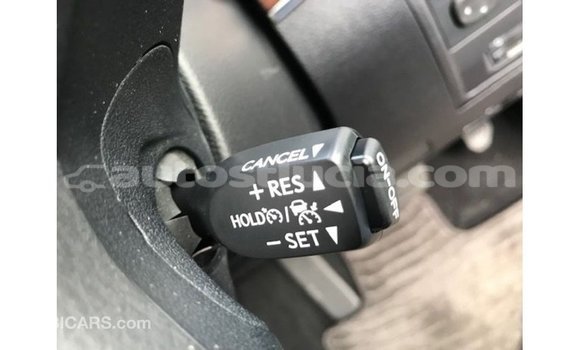 Buy Import Toyota Land Cruiser White Car in Import - Dubai in Anse-la-Raye Buy Import Toyota Land Cruiser White Car in Import - Dubai in Anse-la-Raye