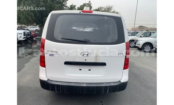 Buy Import Hyundai Cargo White Car in Import - Dubai in Anse-la-Raye Buy Import Hyundai Cargo White Car in Import - Dubai in Anse-la-Raye