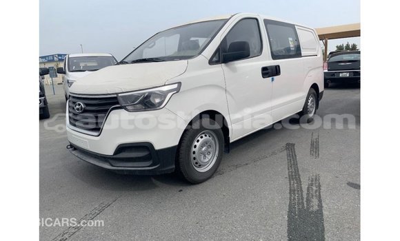 Buy Import Hyundai Cargo White Car in Import - Dubai in Anse-la-Raye Buy Import Hyundai Cargo White Car in Import - Dubai in Anse-la-Raye